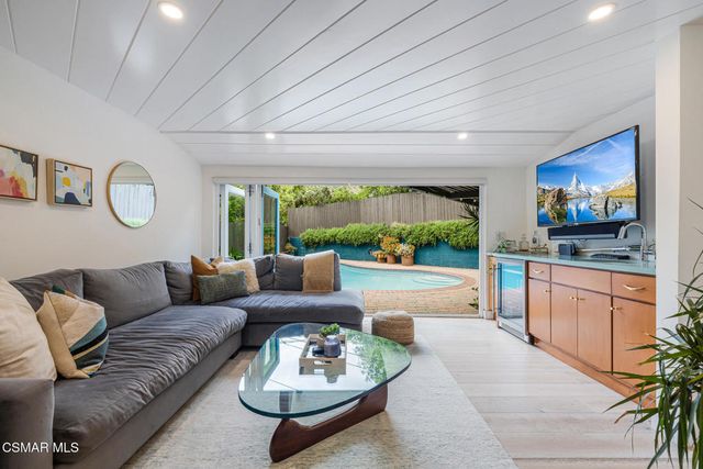 1303 Oak Hill Place, South Pasadena, CA 91030