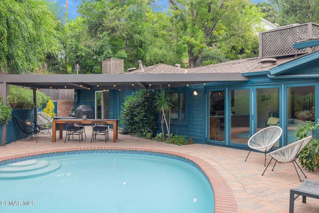 1303 Oak Hill Place, South Pasadena, CA 91030