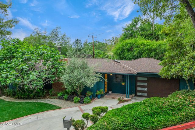 1303 Oak Hill Place, South Pasadena, CA 91030
