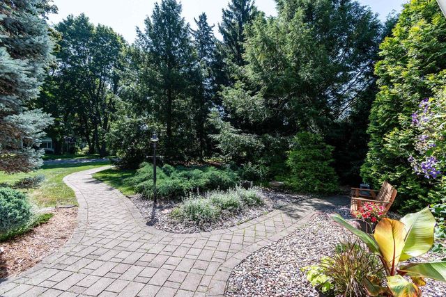 825 McBride Road, Madison, WI 53704