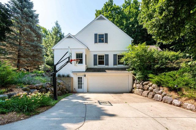 825 McBride Road, Madison, WI 53704