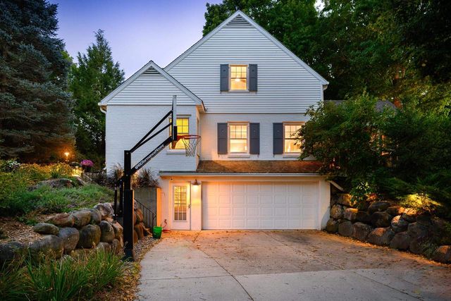 825 McBride Road, Madison, WI 53704