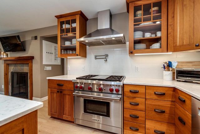 825 McBride Road, Madison, WI 53704