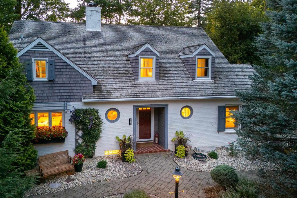 825 McBride Road, Madison, WI 53704