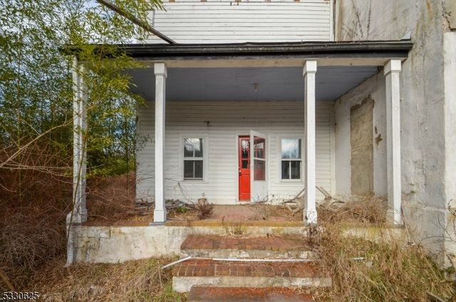 54 Lincoln Laurel Rd, Frelinghuysen Twp., NJ 07825