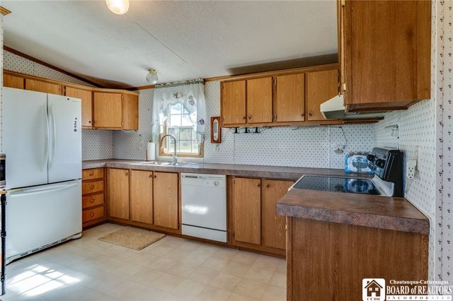 293 Bray Road, Freedom, NY 14009