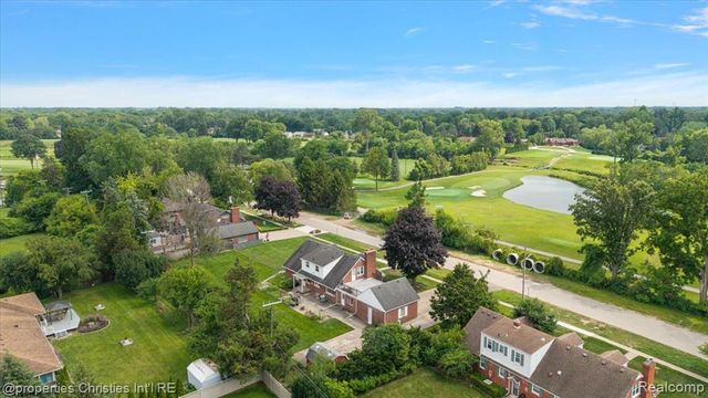 14700 Fox, Redford, MI 48239