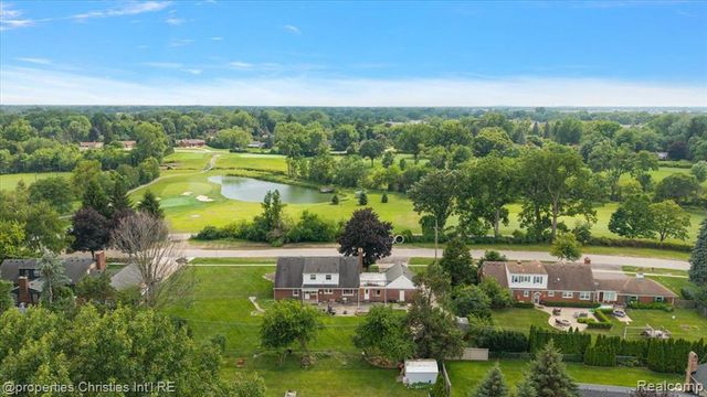 14700 Fox, Redford, MI 48239