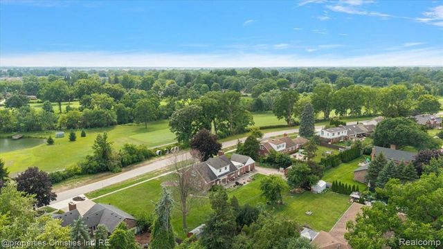 14700 Fox, Redford, MI 48239