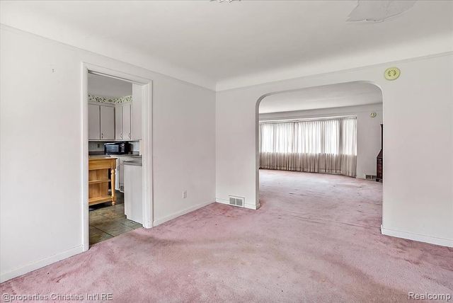 14700 Fox, Redford, MI 48239