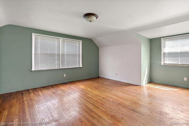 14700 Fox, Redford, MI 48239