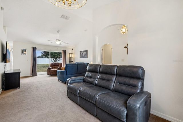 10118 ROCKDALE DRIVE, Leesburg, FL 34788