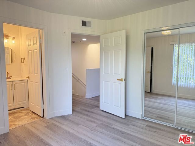 432 N Kenwood Street 214, Glendale, CA 91206