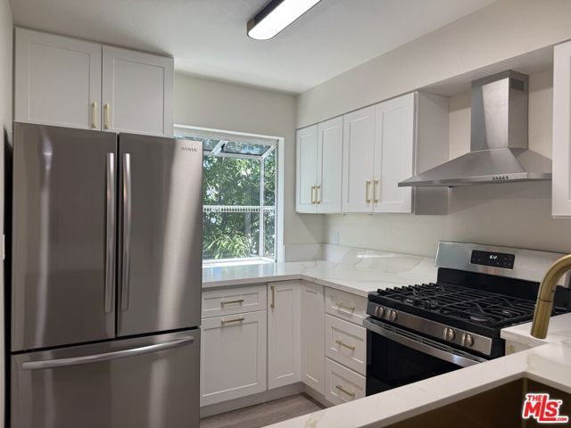 432 N Kenwood Street 214, Glendale, CA 91206
