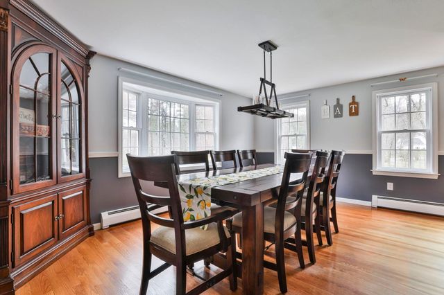 7 Drake Lane, Derry, NH 03038