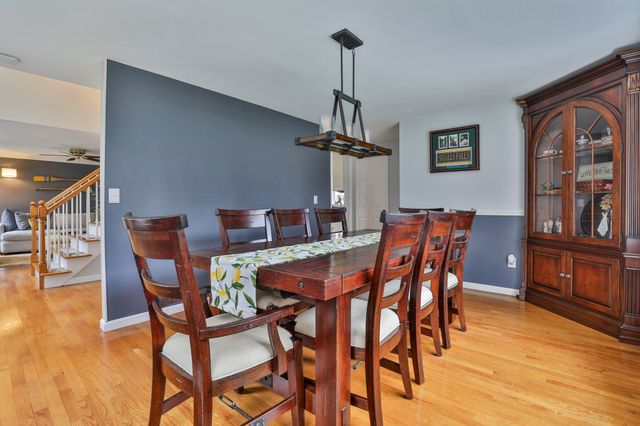 7 Drake Lane, Derry, NH 03038