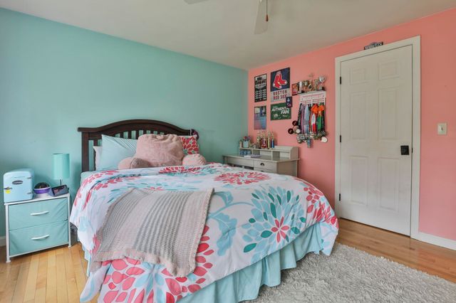 7 Drake Lane, Derry, NH 03038