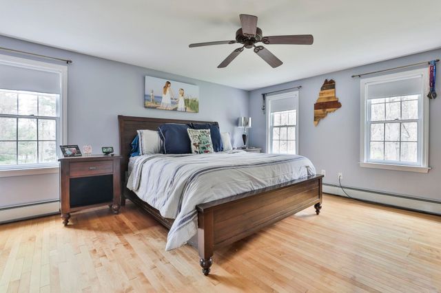 7 Drake Lane, Derry, NH 03038