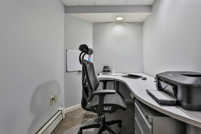 7 Drake Lane, Derry, NH 03038