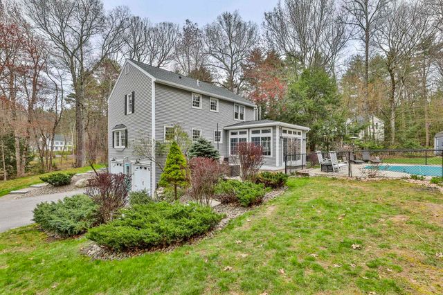 7 Drake Lane, Derry, NH 03038