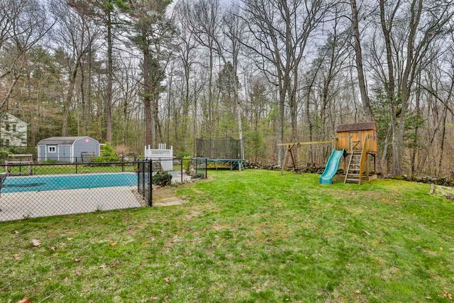 7 Drake Lane, Derry, NH 03038