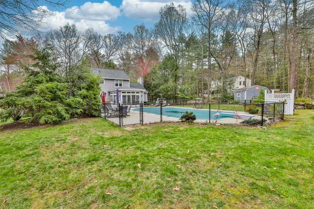 7 Drake Lane, Derry, NH 03038