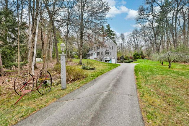 7 Drake Lane, Derry, NH 03038