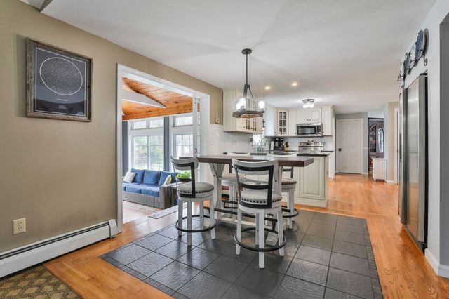 7 Drake Lane, Derry, NH 03038