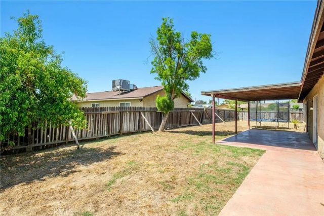 991 7th Avenue Drive, Kingsburg, CA 93631