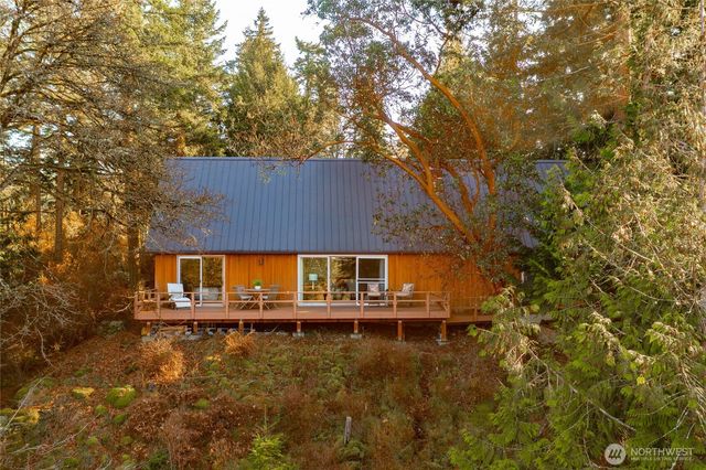1014 Ben Nevis Loop, Shaw Island, WA 98286