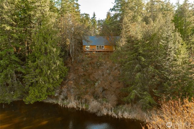 1014 Ben Nevis Loop, Shaw Island, WA 98286