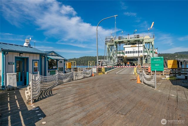 1014 Ben Nevis Loop, Shaw Island, WA 98286