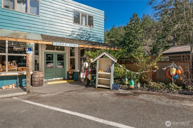 1014 Ben Nevis Loop, Shaw Island, WA 98286