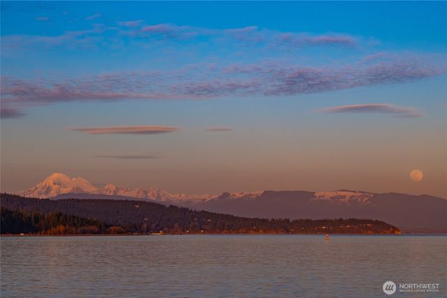 1014 Ben Nevis Loop, Shaw Island, WA 98286