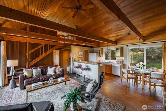 1014 Ben Nevis Loop, Shaw Island, WA 98286