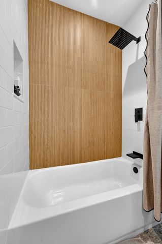 66 Farquhar 1, Boston, MA 02131