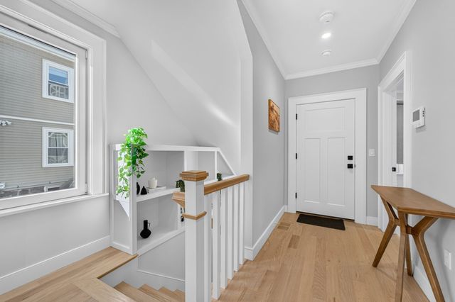 66 Farquhar 1, Boston, MA 02131