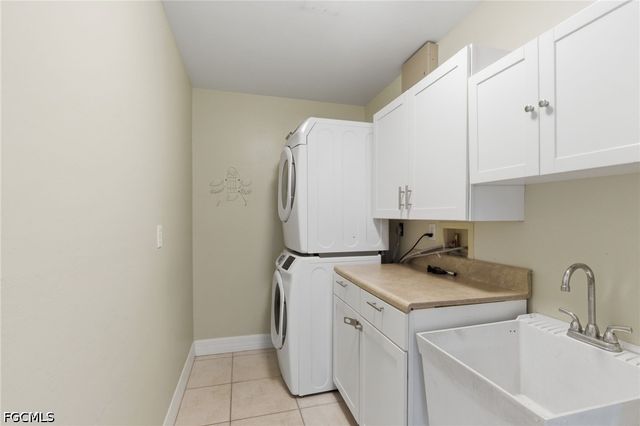 3803 Pelican BLVD, Cape Coral, FL 33914