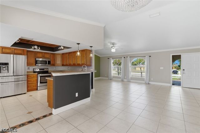 3803 Pelican BLVD, Cape Coral, FL 33914
