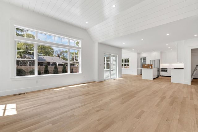 49 Striper Lane, East Falmouth, MA 02536