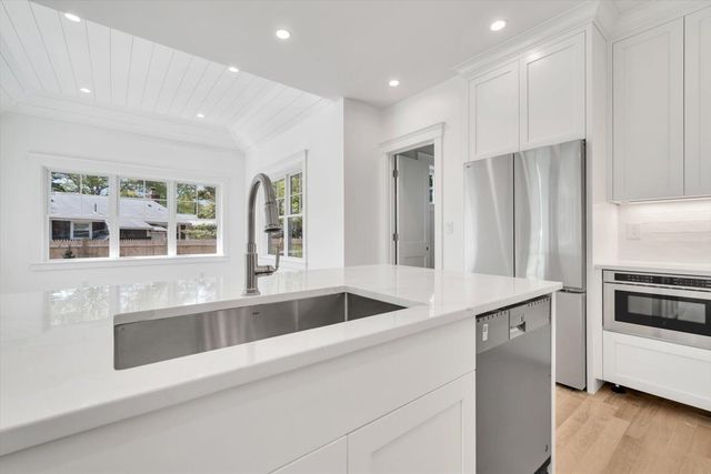 49 Striper Lane, East Falmouth, MA 02536