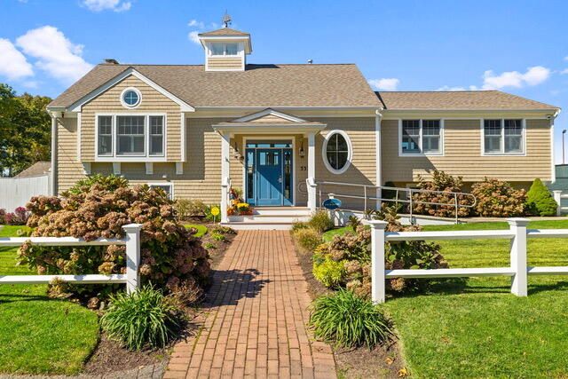 49 Striper Lane, East Falmouth, MA 02536