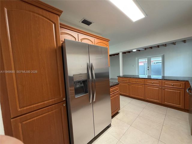 425 E 17th St Rear, Hialeah, FL 33010