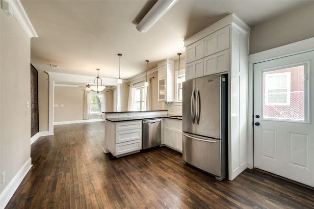 1318 Fairmount Avenue, Fort Worth, TX 76104