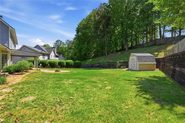 194 Hunters Crossing, Dallas, GA 30157