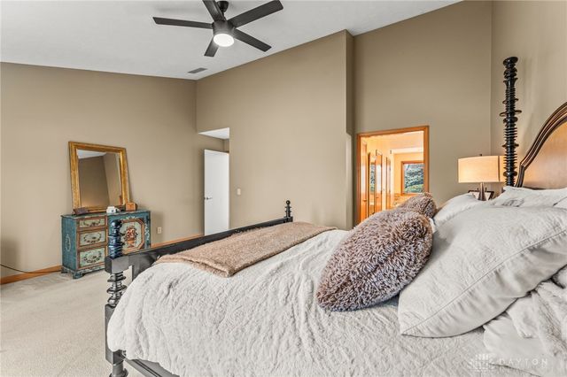 8638 Sycamore Trails Drive, Springboro, OH 45066