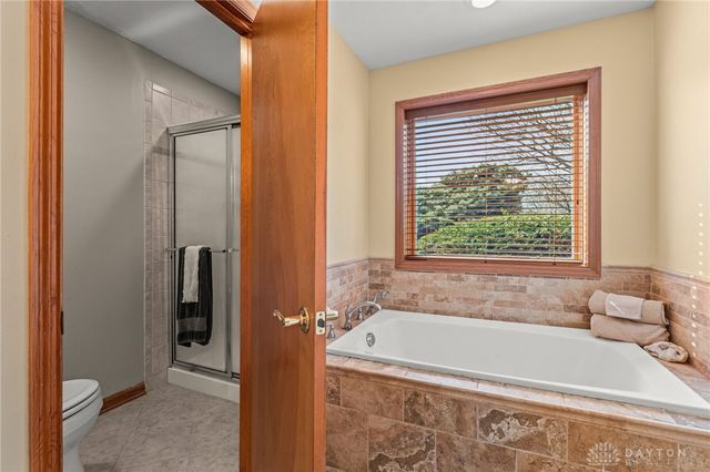 8638 Sycamore Trails Drive, Springboro, OH 45066