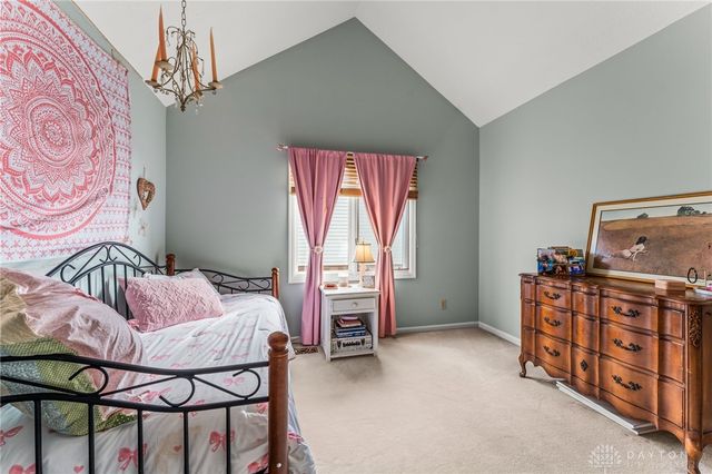 8638 Sycamore Trails Drive, Springboro, OH 45066