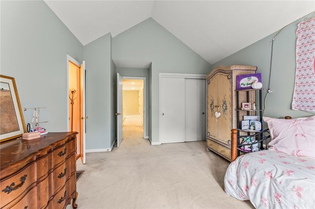 8638 Sycamore Trails Drive, Springboro, OH 45066