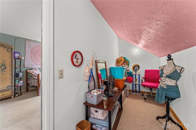 8638 Sycamore Trails Drive, Springboro, OH 45066